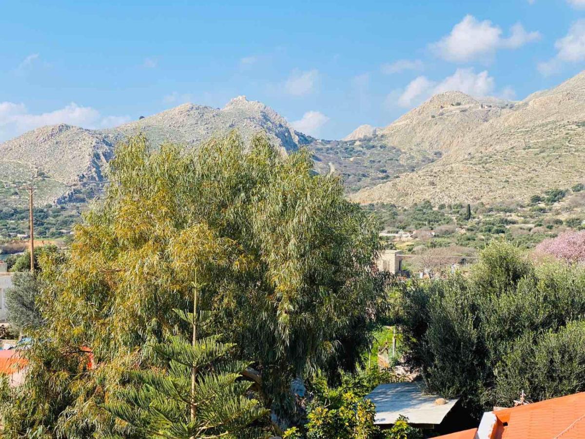 Pontamos Villas Chalki Town Buitenkant foto